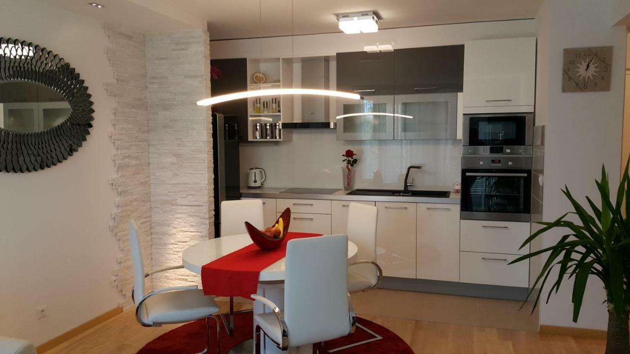 Luxury Apartment Split Ngoại thất bức ảnh