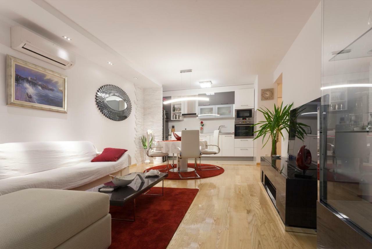 Luxury Apartment Split Ngoại thất bức ảnh